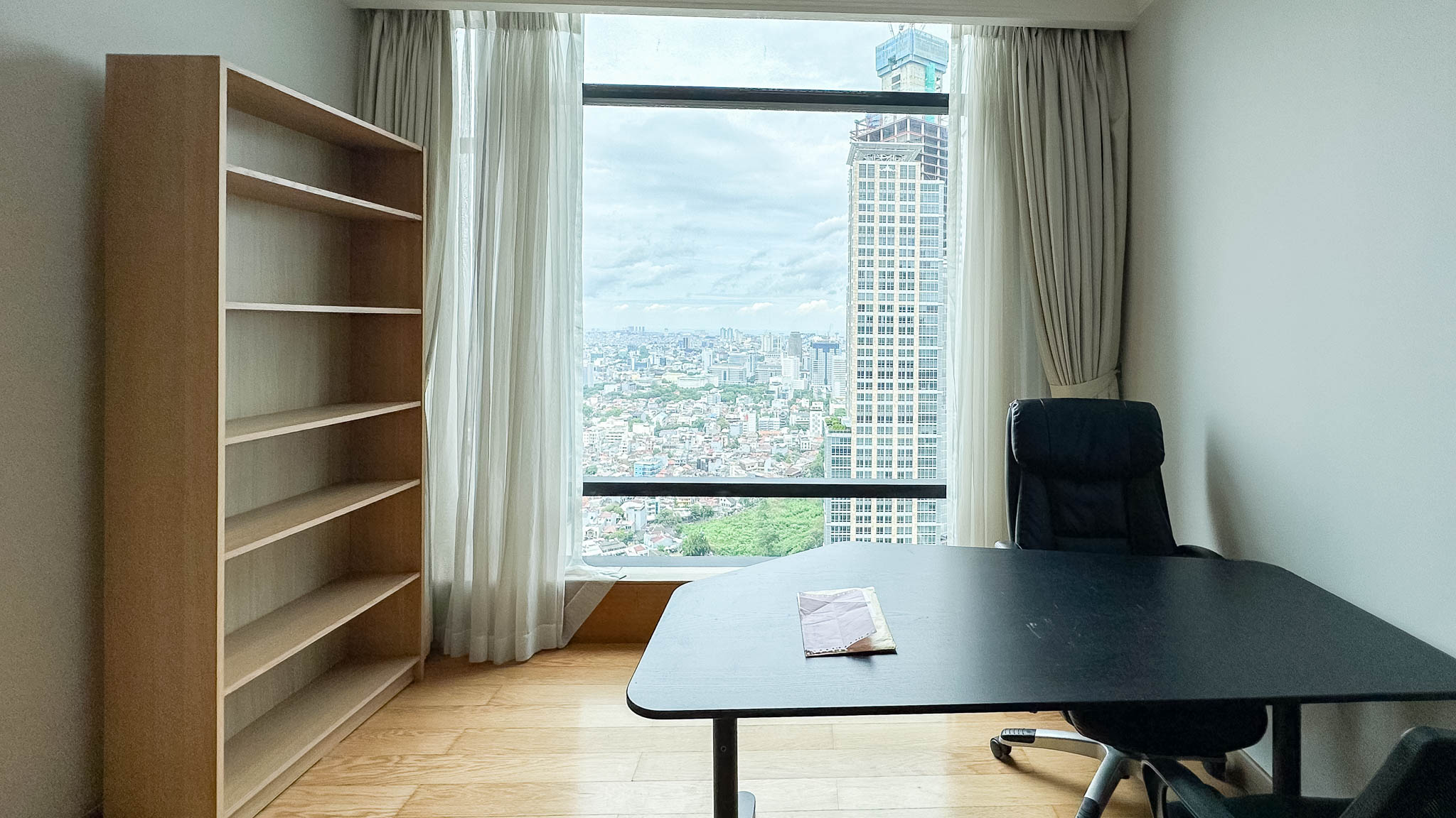 Kempinski Private Residence-2BR-Work view A Rare Large-Scale Apartment for Refined City Living – Kempinski Private Residence 4BR
