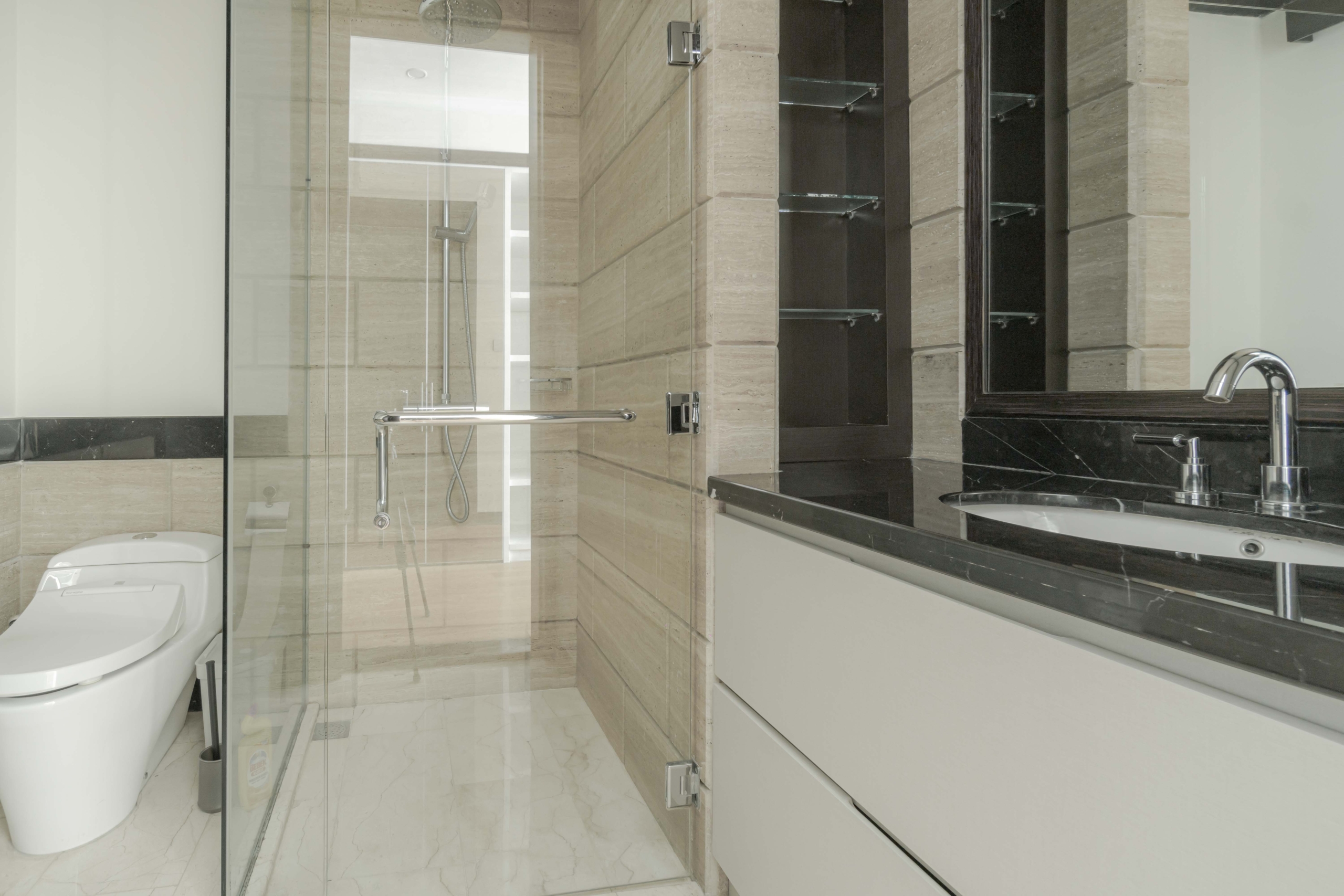 Kempinski Private Residence-3BR-Bathtub shower Super Luxury 3BR Apartment at Kempinski Private Residence