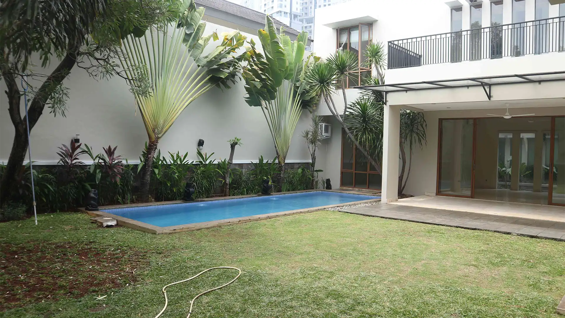 PEJATEN-4BR-BACKYARD & SWIMMING POOL 1 PEJATEN-4BR-BACKYARD & SWIMMING POOL 1