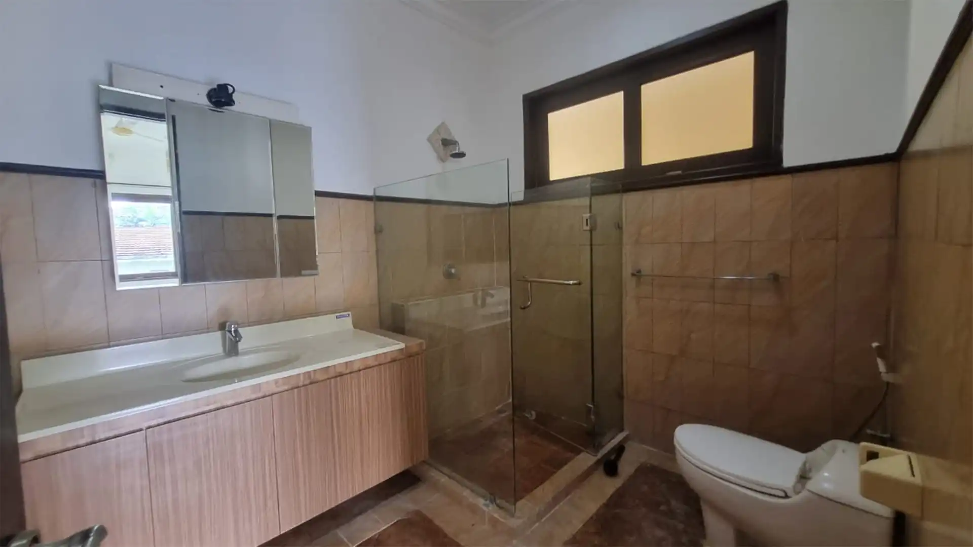 Pejaten – Large Premium 4BR Home