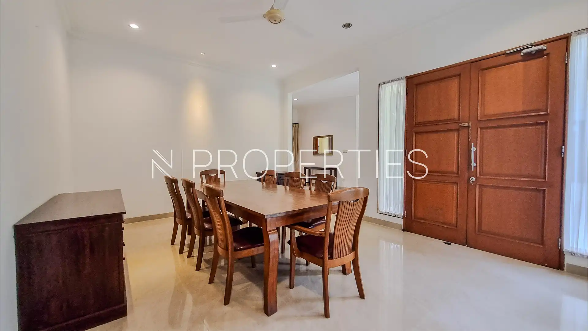 PEJATEN-4BR-DINING AREA Pejaten – Big 4BR Family Home