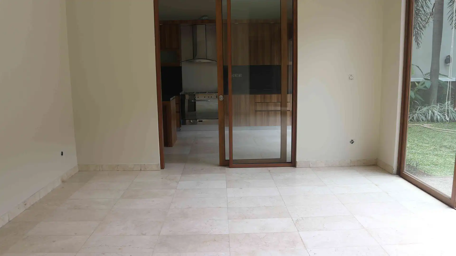 PEJATEN-4BR-DINING & KITCHEN AREA Large 4BR Family Residence at Pejaten