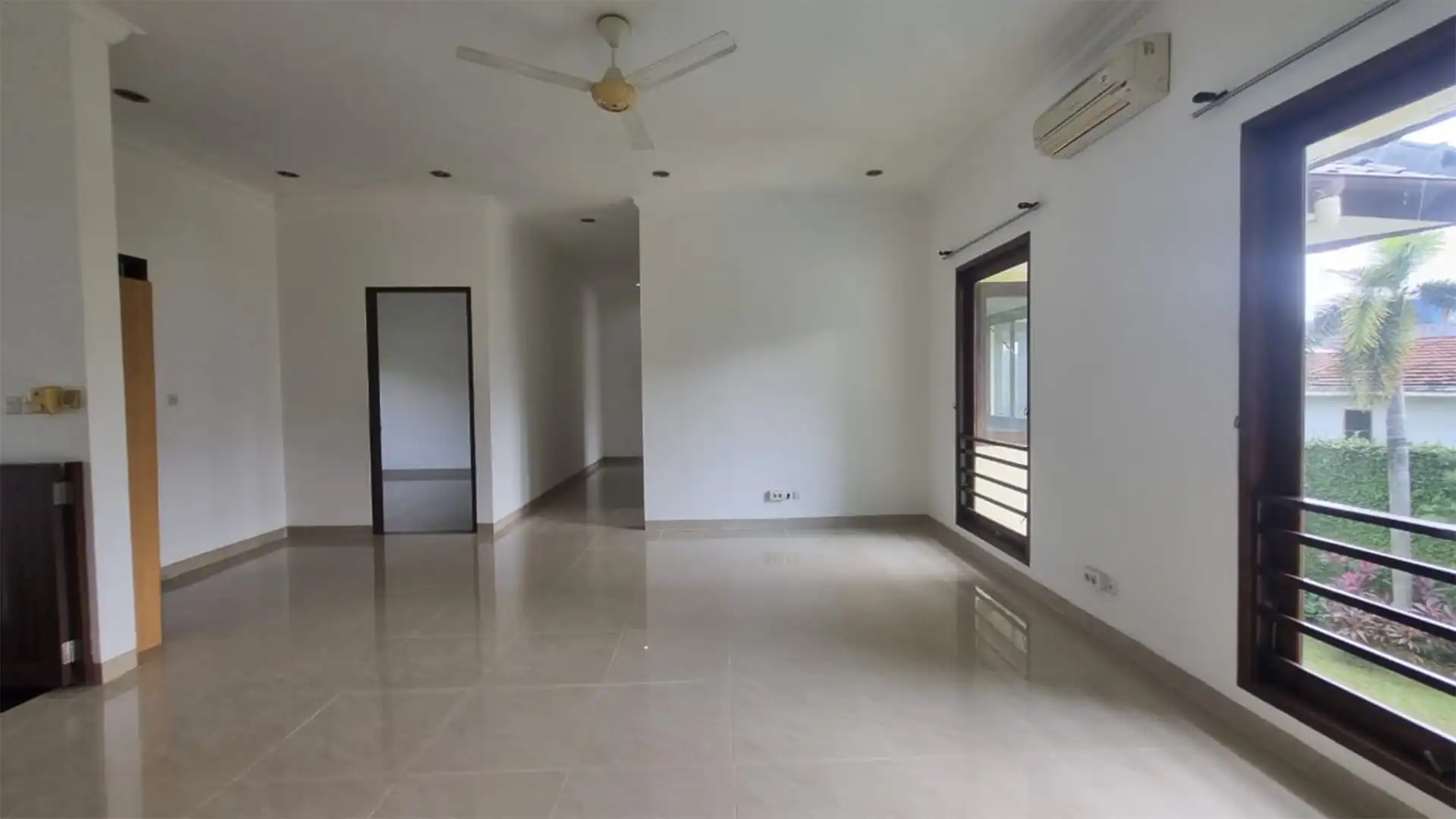 Pejaten – Large Premium 4BR Home