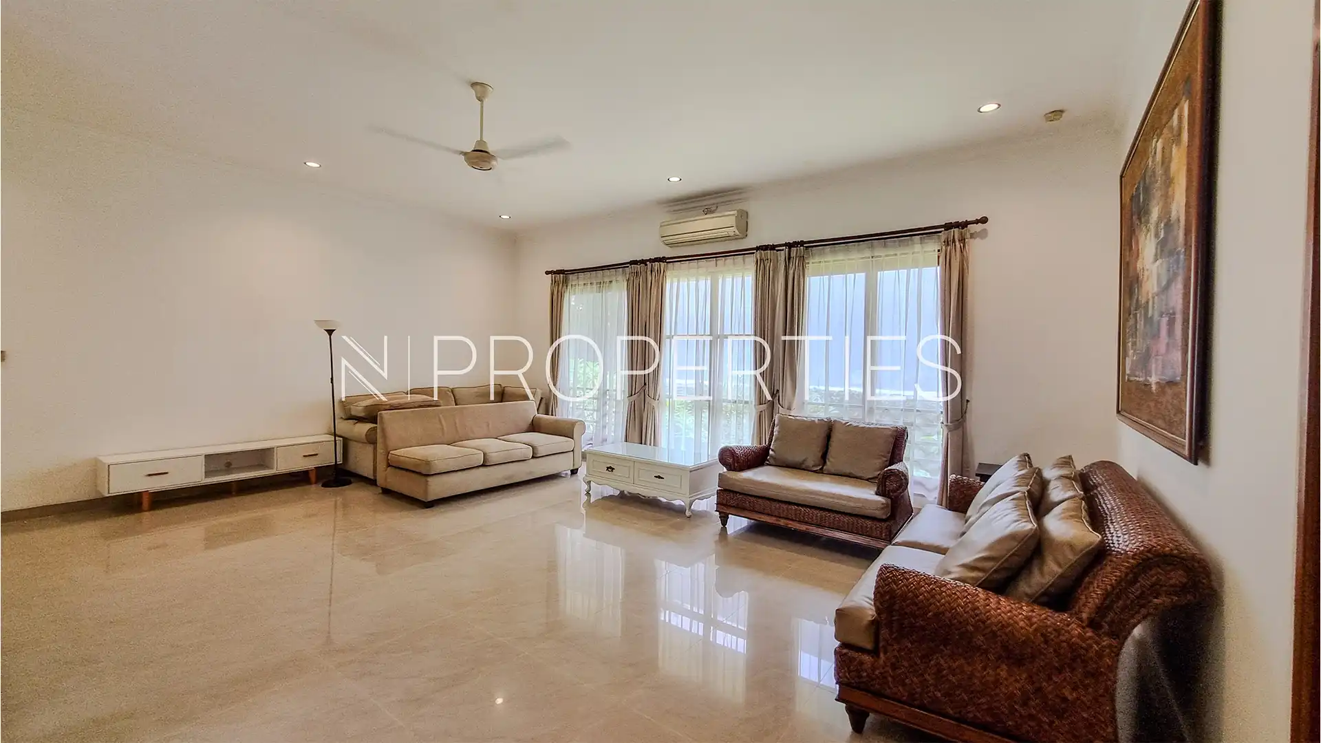 PEJATEN-4BR-LIVING AREA 3 Pejaten – Big 4BR Family Home