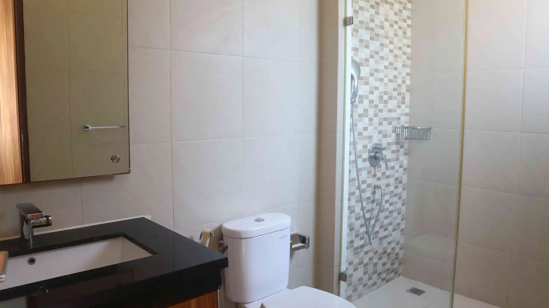 Pejaten House – Premium 5BR Home