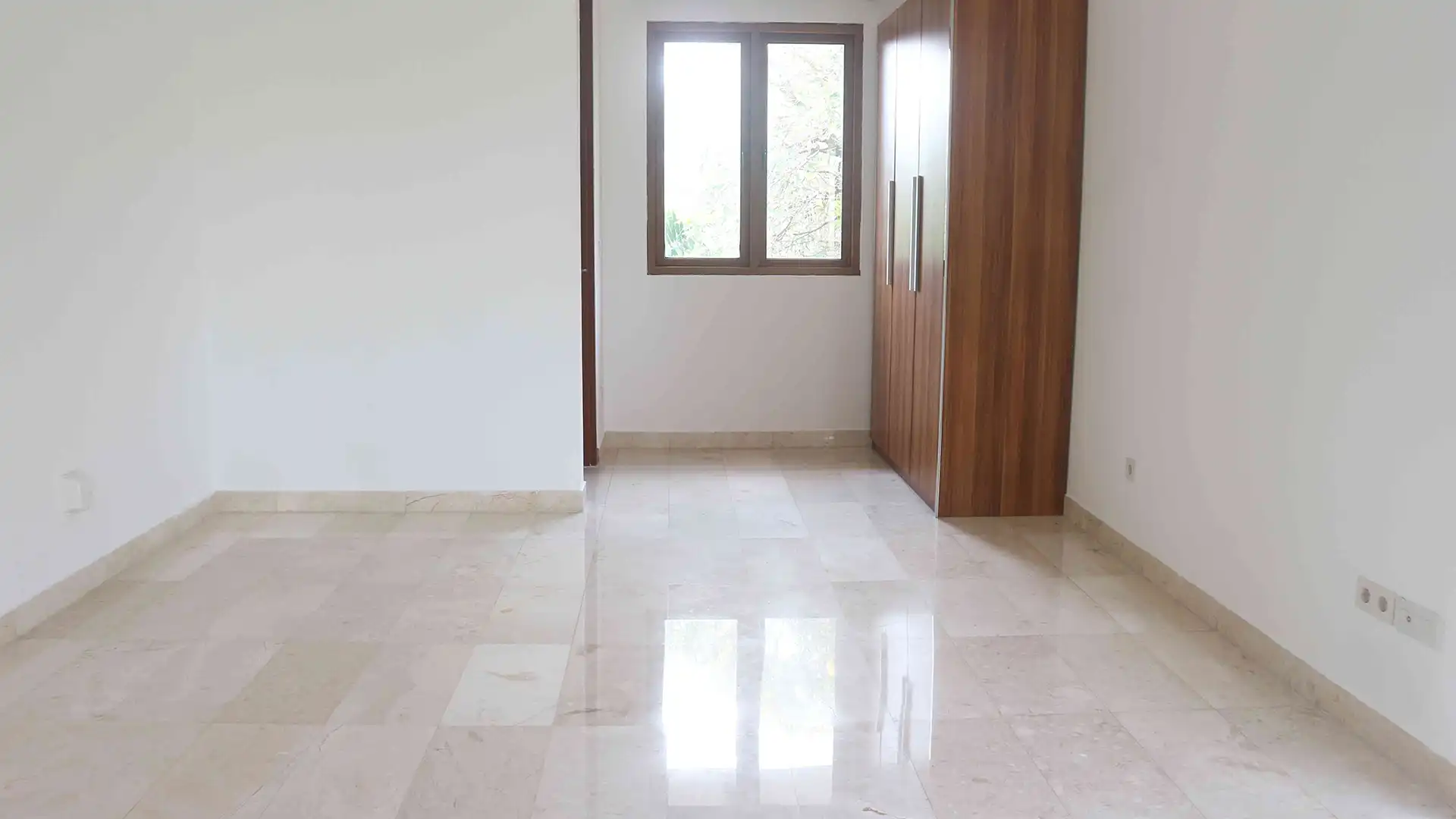 Pejaten House – Premium 5BR Home