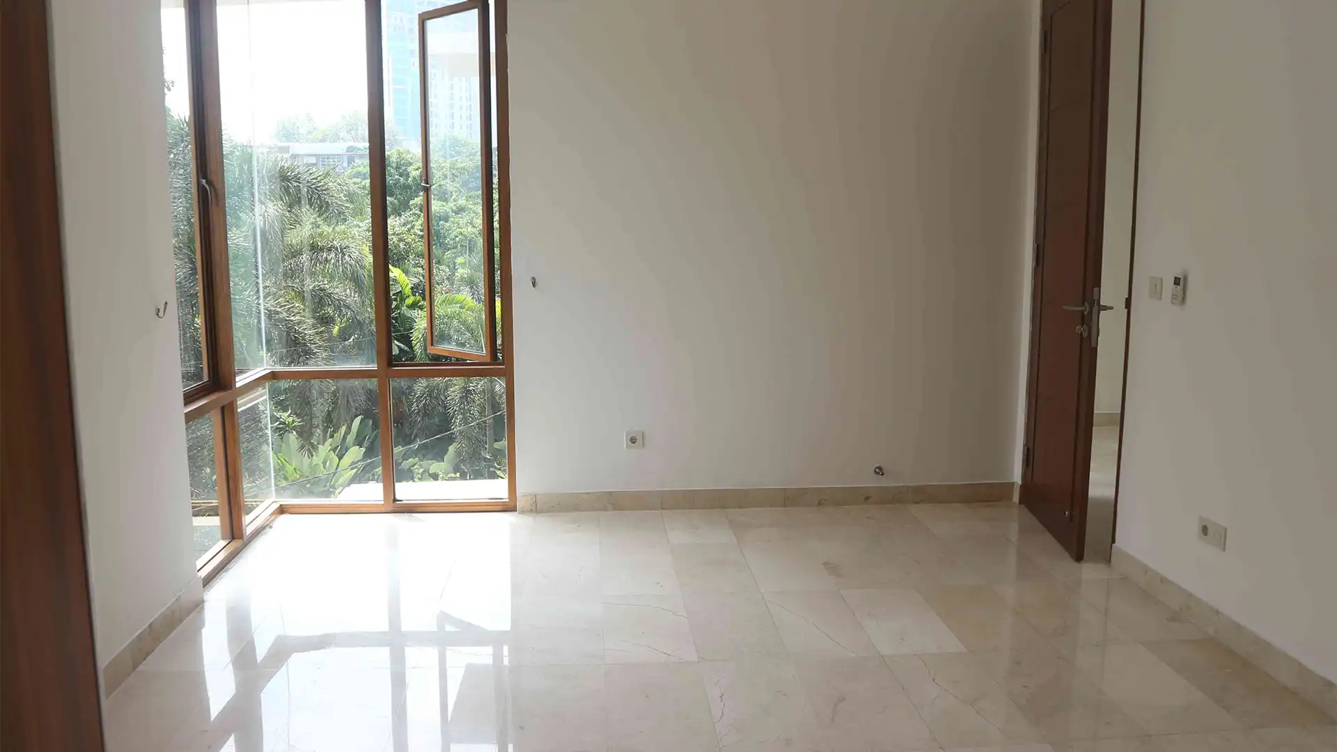 Pejaten House – Premium 5BR Home