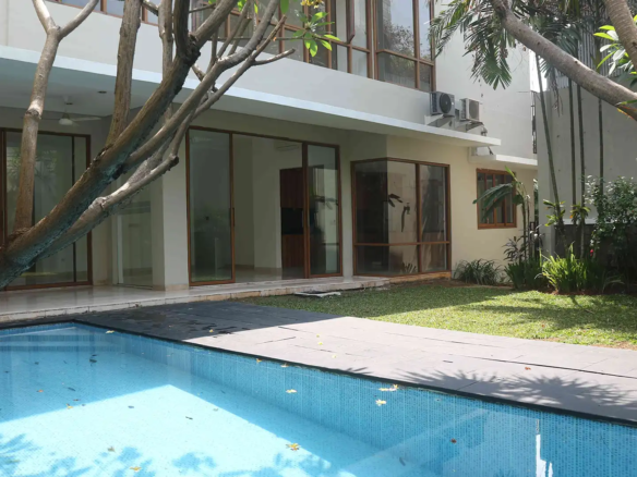 Pejaten House – Premium 5BR Home