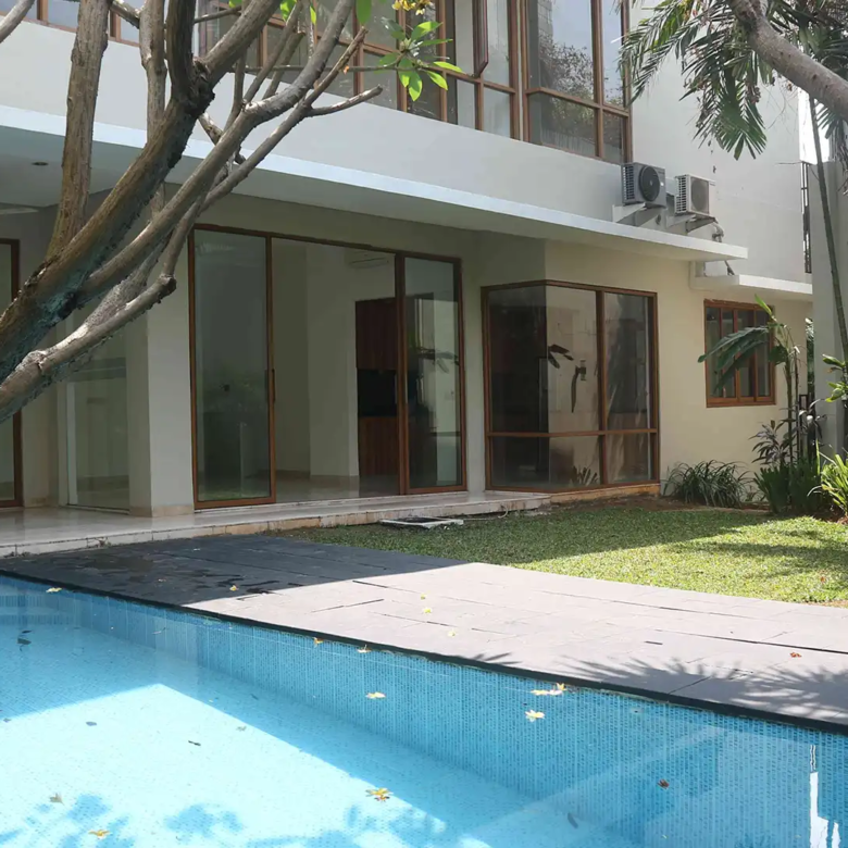 PEJATEN-5BR-SWIMMING POOL 3