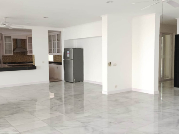 Cipete – Elegant 4BR Family Residence