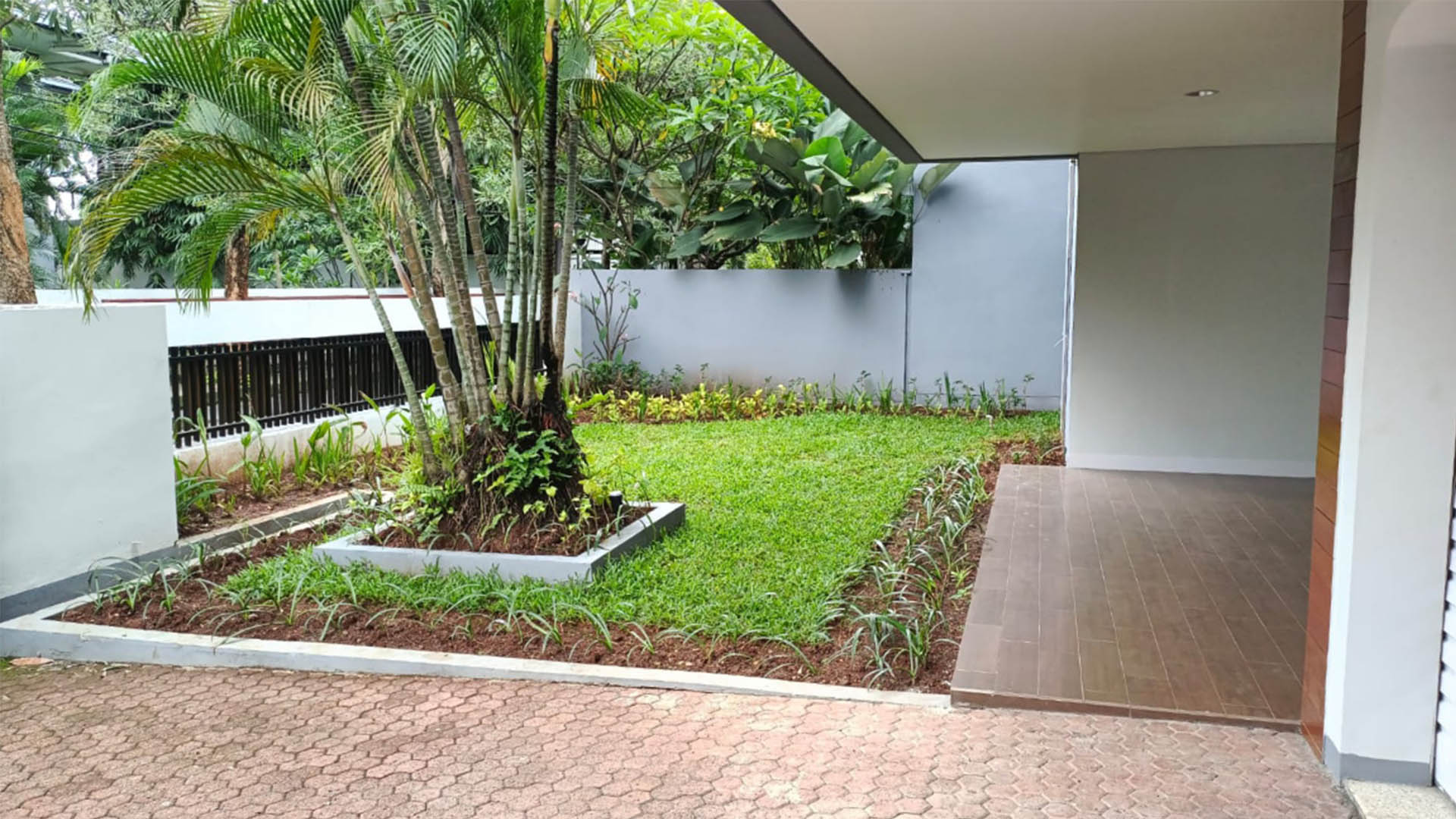 Cipete – Elegant 4BR Family Residence