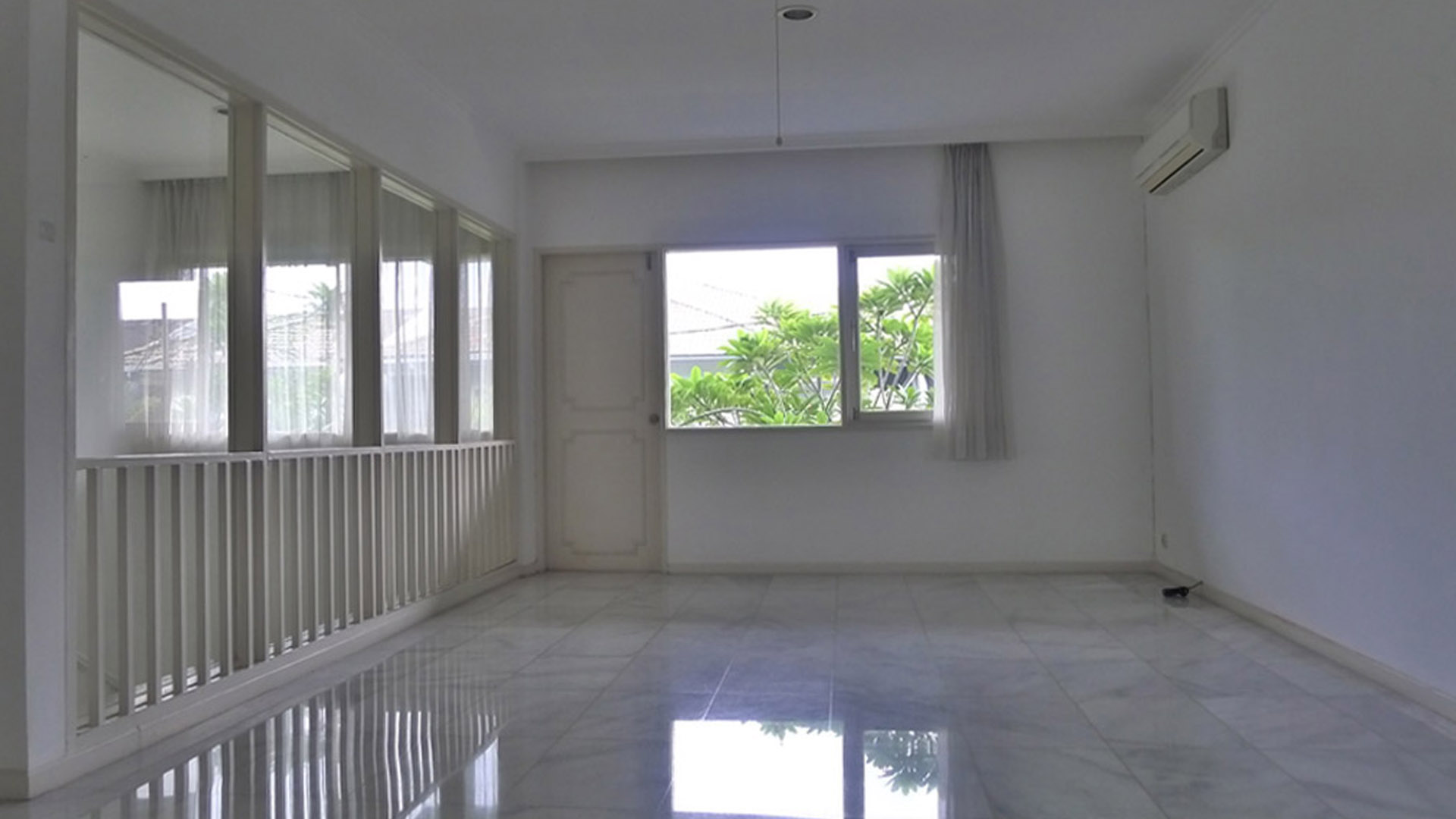 Grand 4BR Family Residence at Cipete
