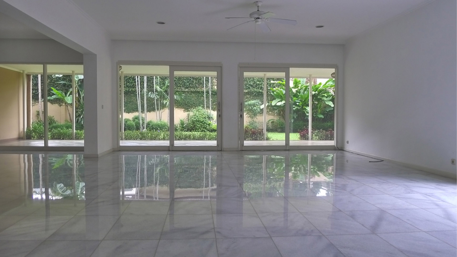 Grand 4BR Family Residence at Cipete