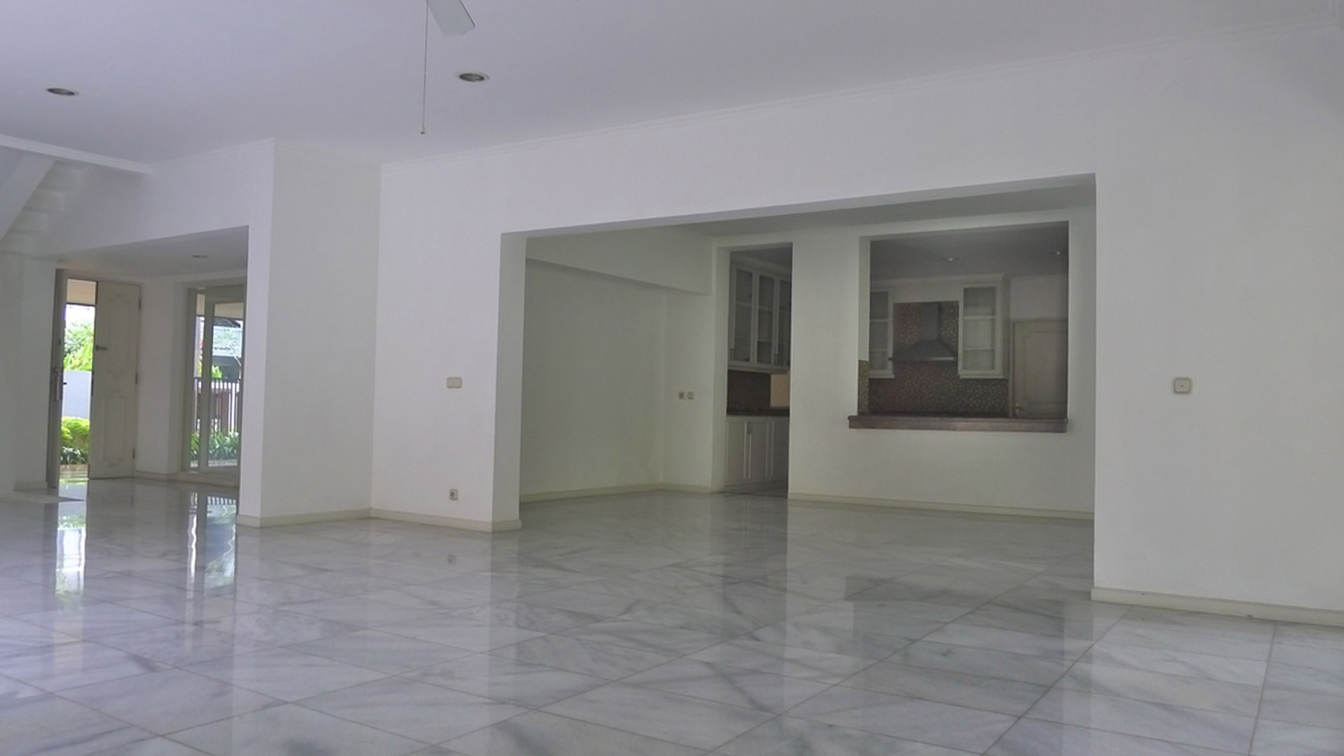 Grand 4BR Family Residence at Cipete