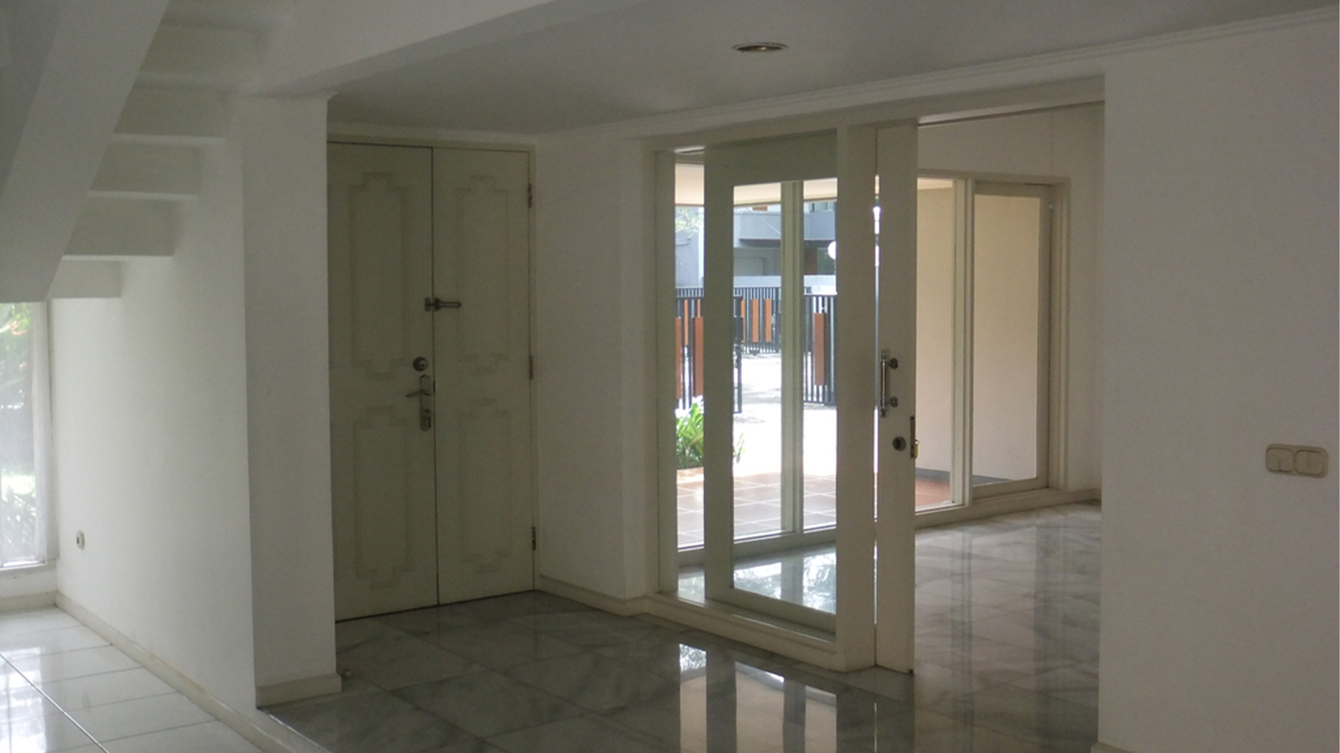 Grand 4BR Family Residence at Cipete