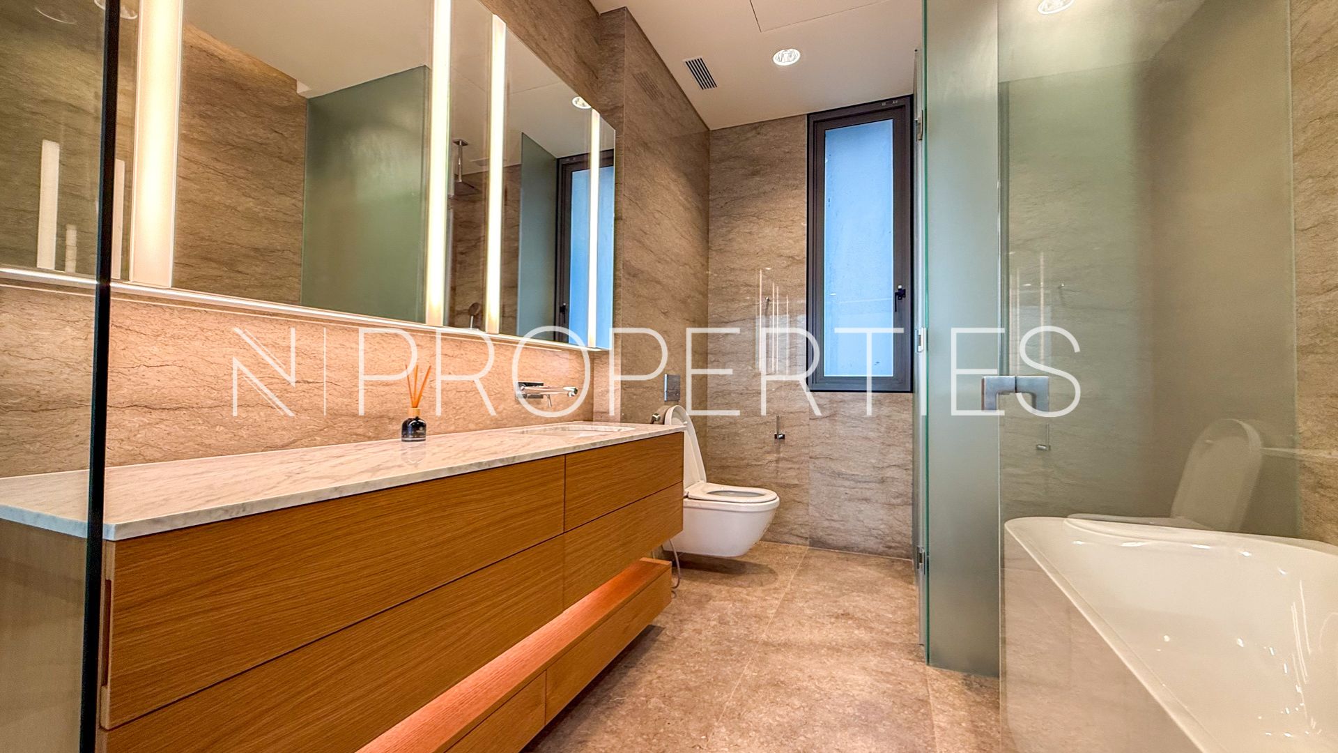 SAVYAVASA – 4BR – Master Bathroom 2 Savyavasa – Elegant and Premium 4BR Residence