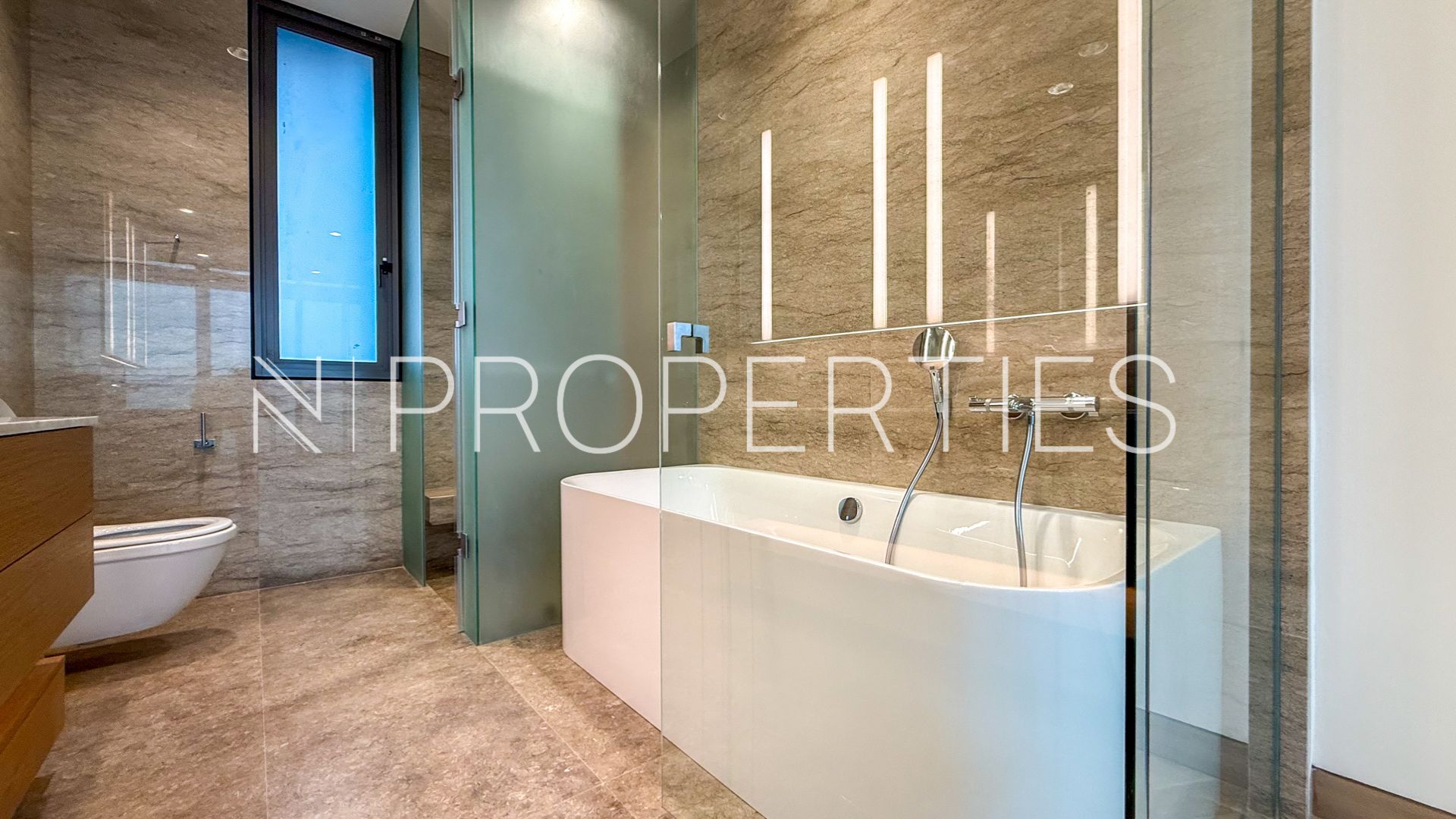 SAVYAVASA – 4BR – Master Bathroom Savyavasa – Elegant and Premium 4BR Residence