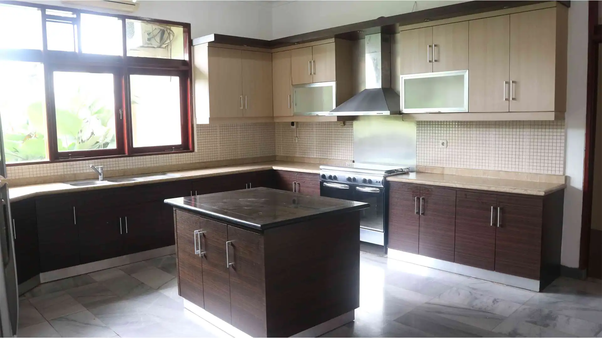 Cipete – Prestigious and Modern 4BR House