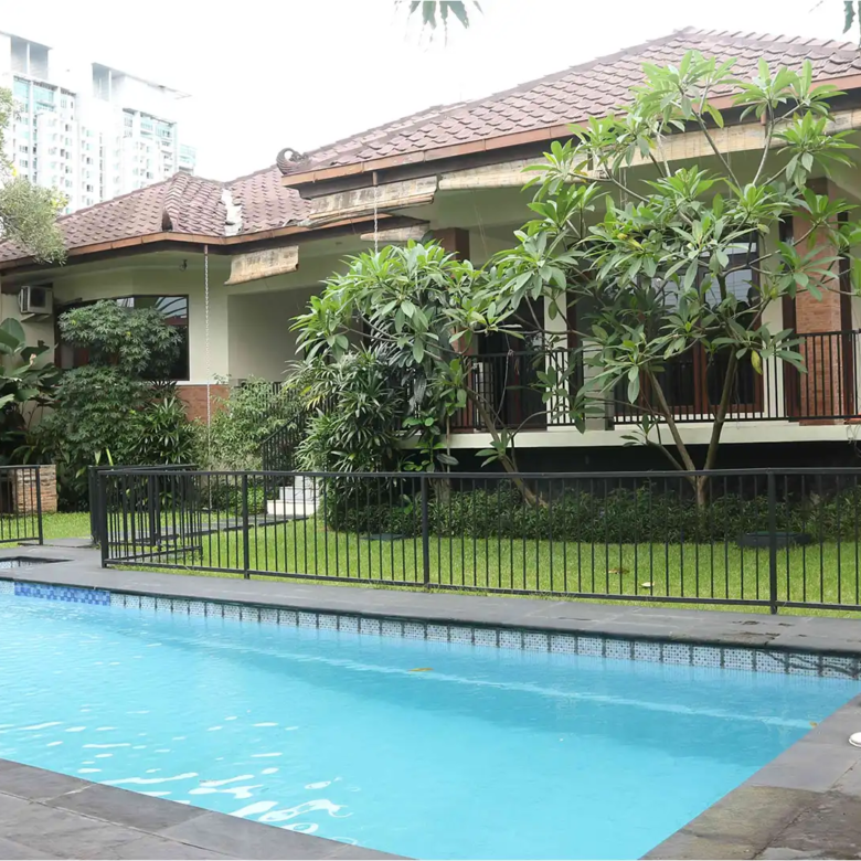 SAWO UJUNG-4BR-SWIMMING POOL