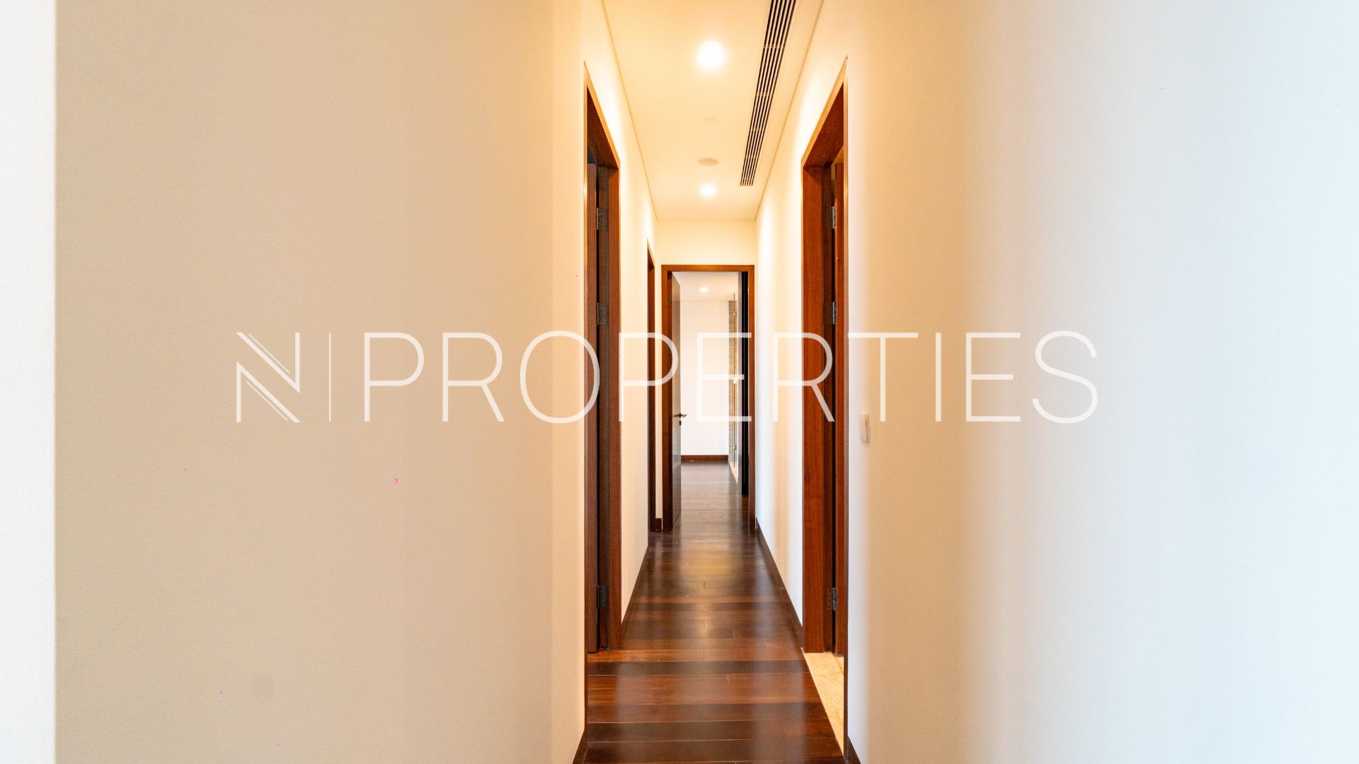 Savyavasa – 3BR – Coridor Savyavasa – Prime 3BR Luxury Vertical Residence