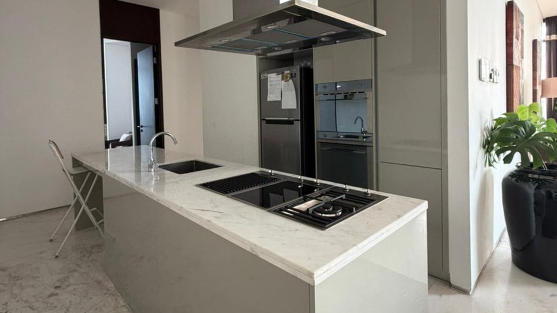 Senopati Suites – 3BR – Kitchen Area Prestigious Residence 3BR at Senopati Suites