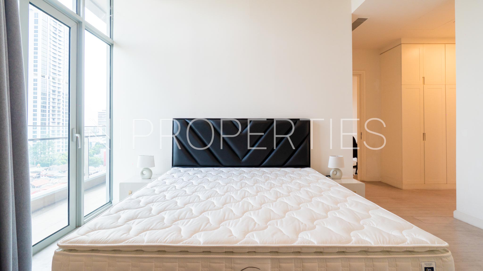 Spacious 2BR Residence – The Stature Menteng