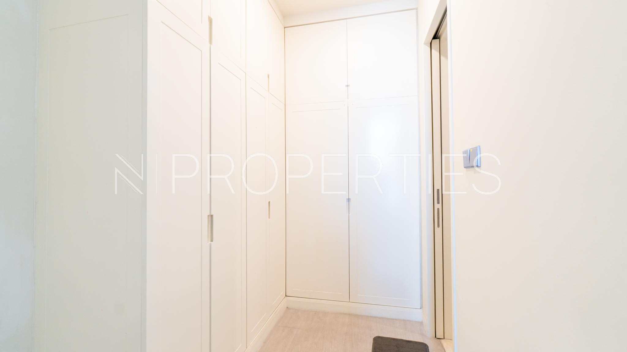 Spacious 2BR Residence – The Stature Menteng