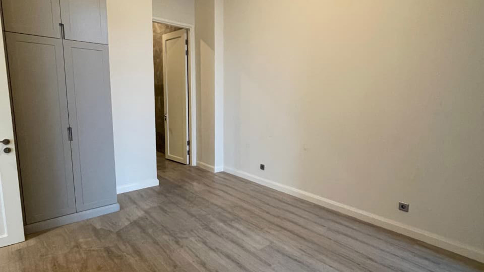 Exceptional 4BR Apartment – The Stature Menteng