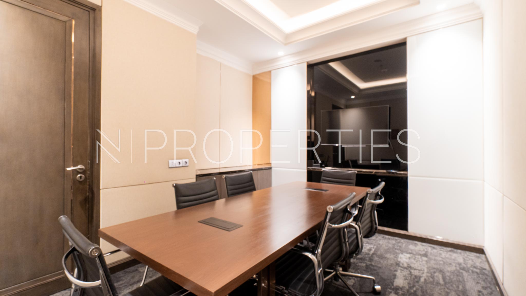 Exceptional 4BR Apartment – The Stature Menteng