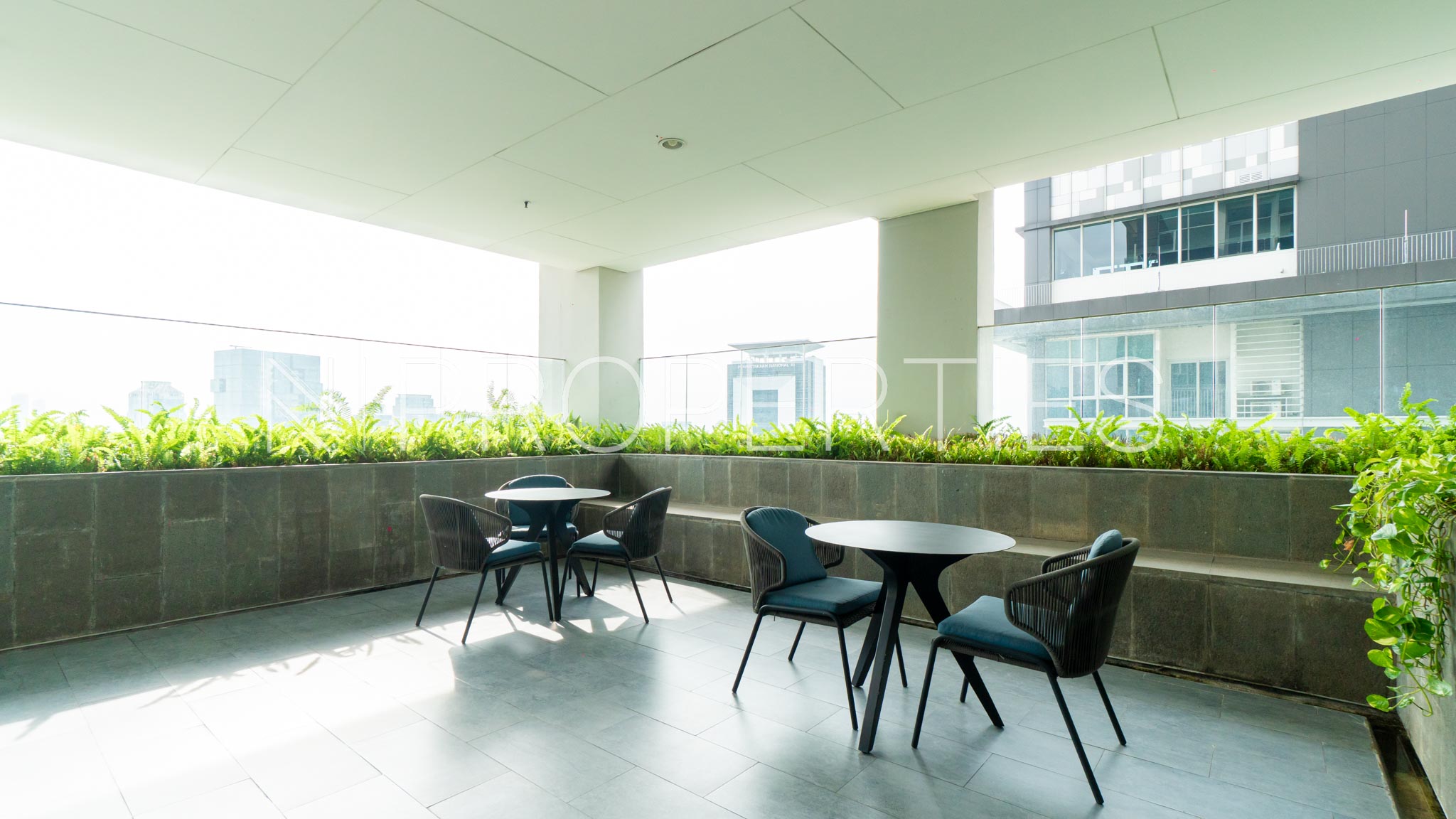 Spacious 2BR Residence – The Stature Menteng