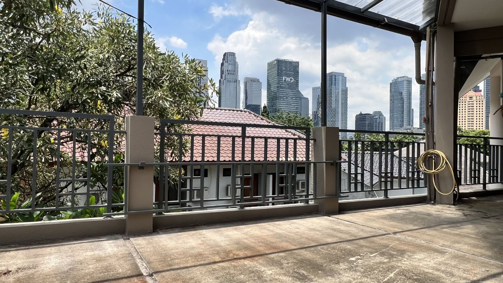 WIDYA CHANDRA-5BR-BALCONY Big 5BR Family House at Kebayoran Baru