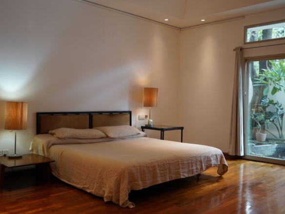Big 5BR Family House at Kebayoran Baru