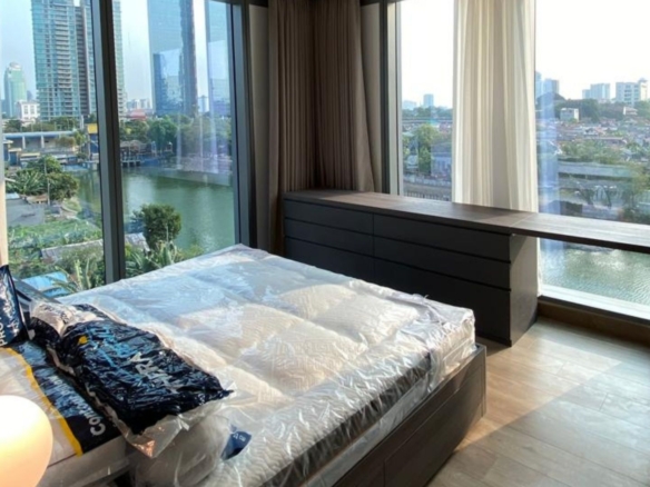57 Promenade-2BR-Spacious Bedroom with City View