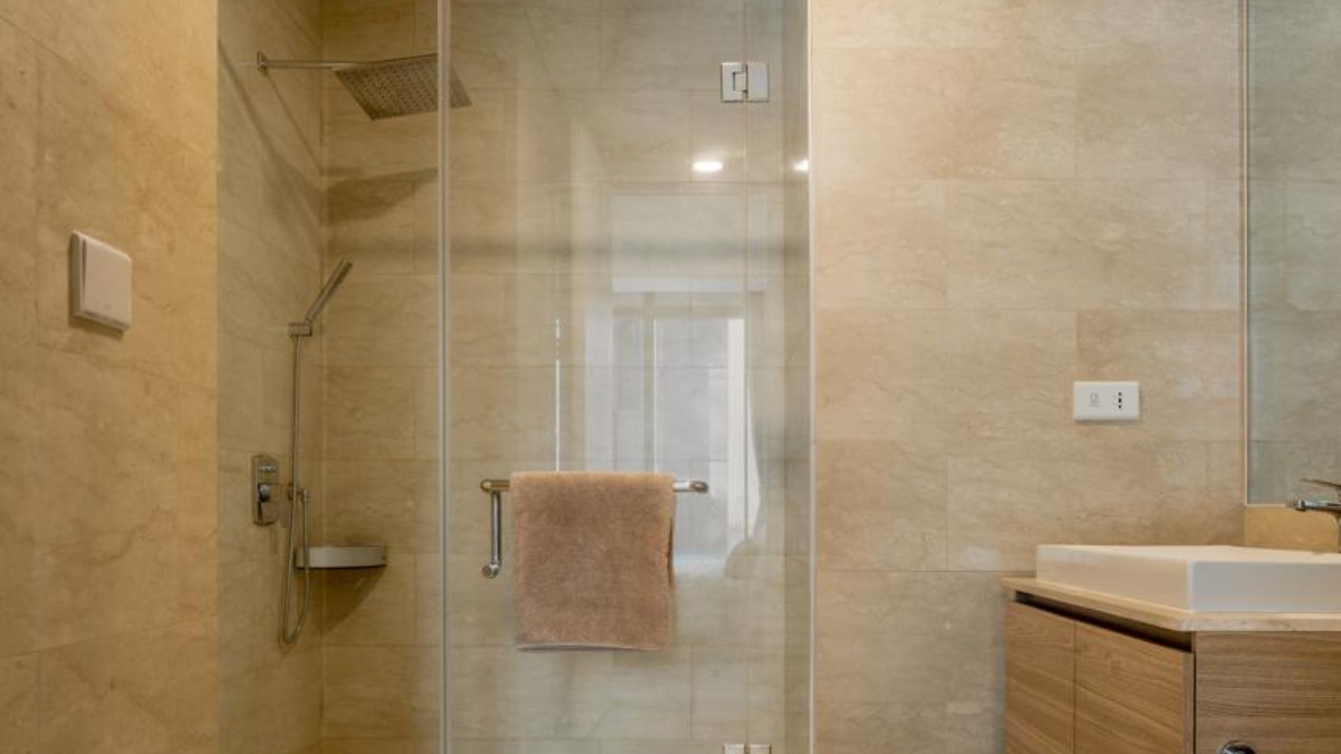 57 Promenade – Compact Stylish 1BR Residence