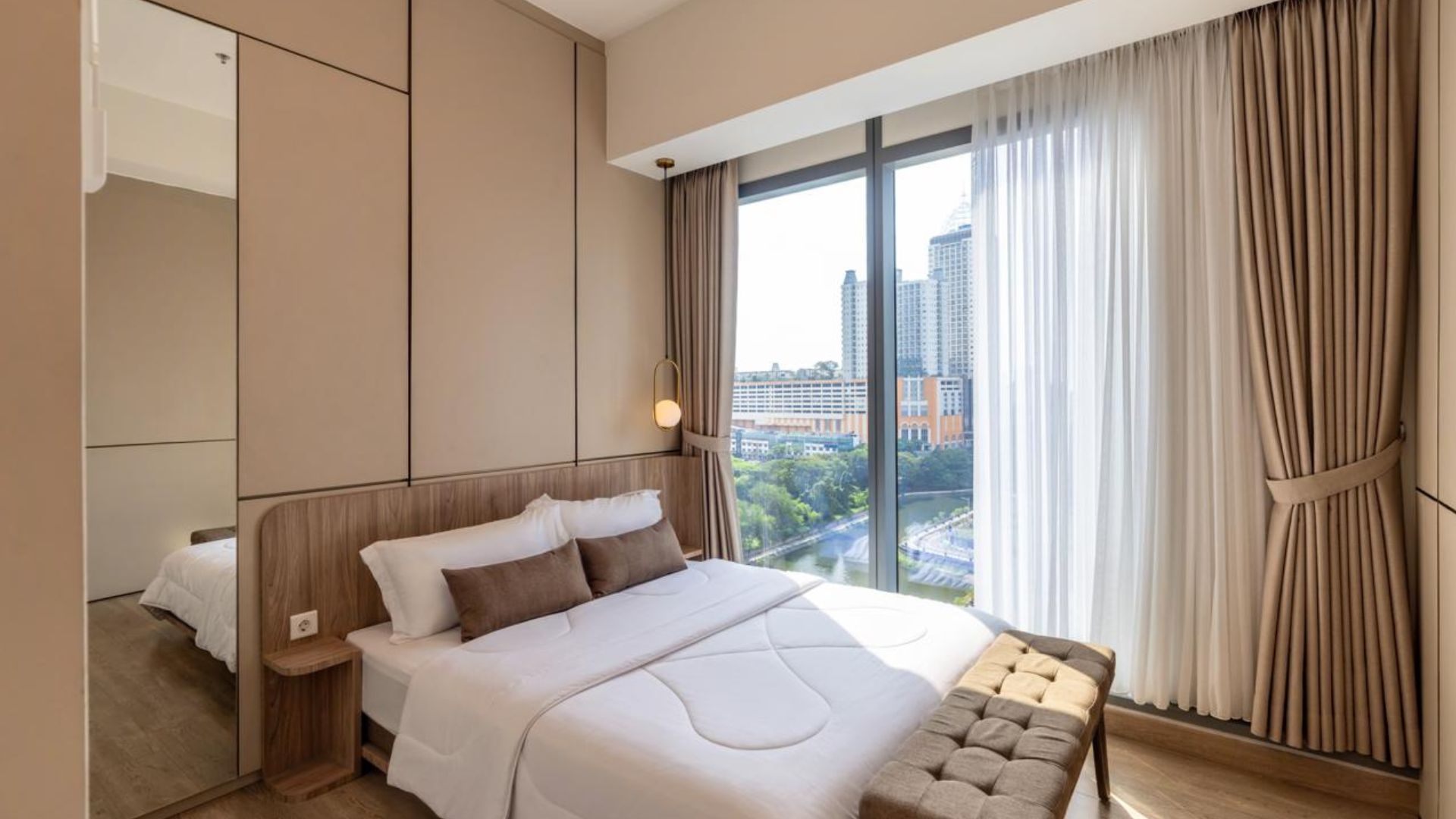57 Promenade – Compact Stylish 1BR Residence