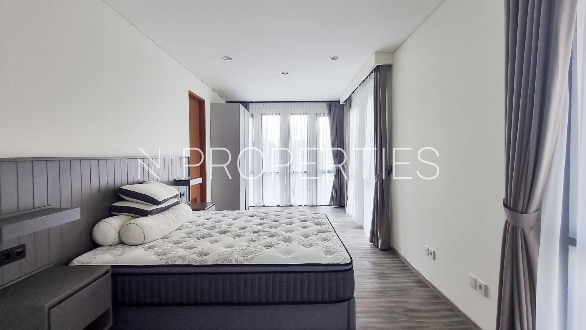 Prime 4BR Residence with Practical Layout – Cilandak
