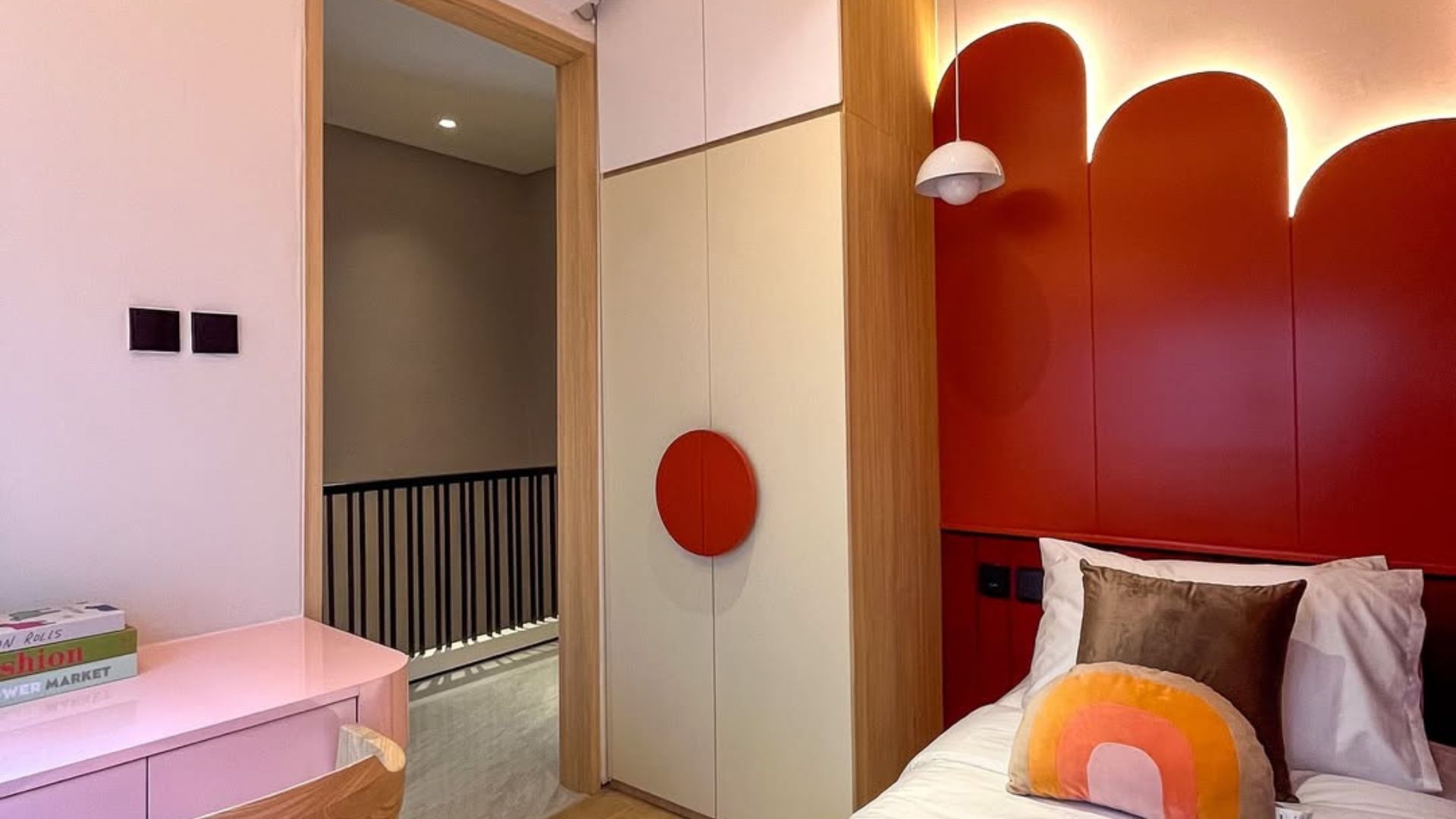 ARIES 7-3BR-BEDROOM 1 Comfortable 3BR for Living – Kebon Jeruk