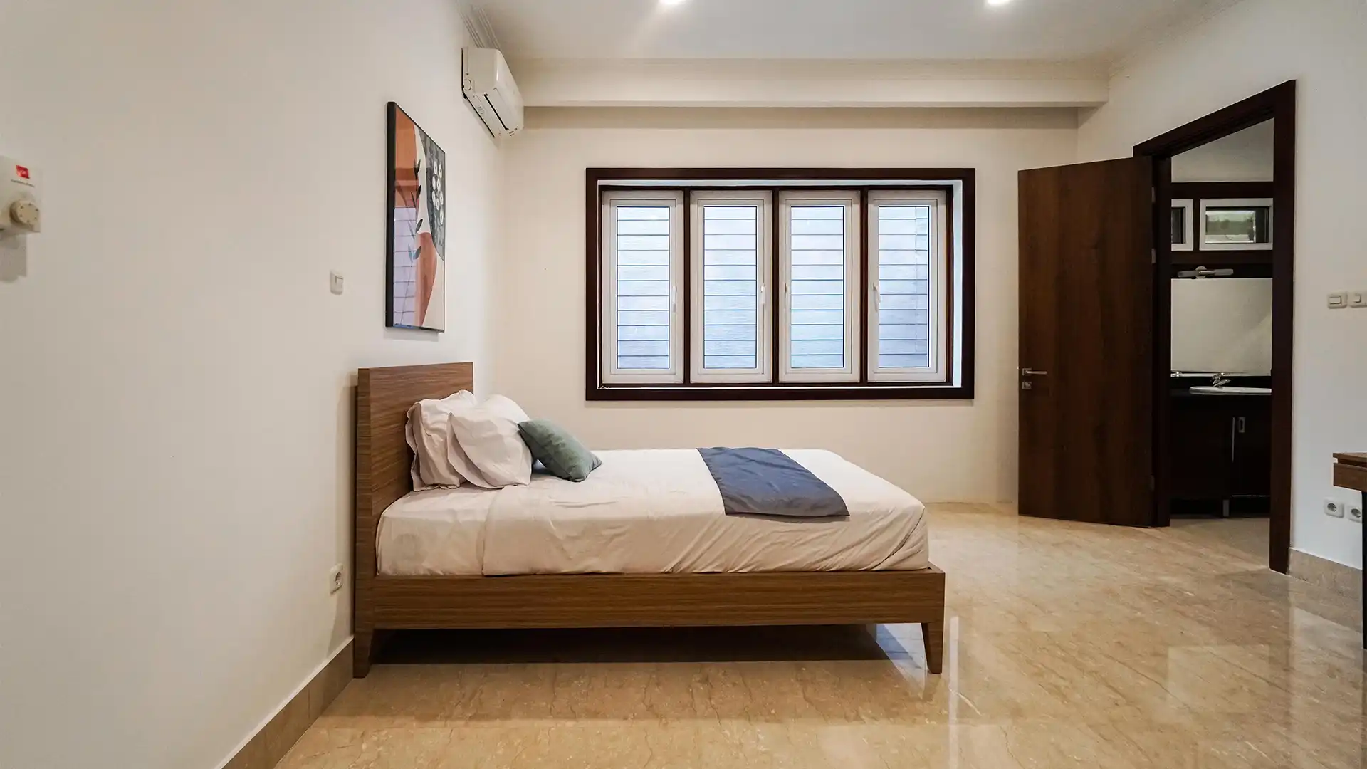 Elegant 5BR Home at Astoria Residence