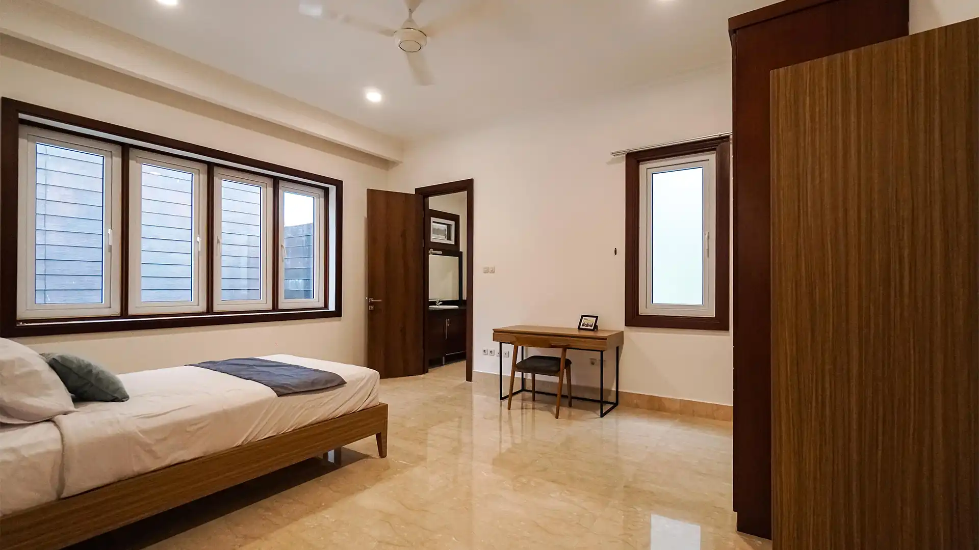 Elegant 5BR Home at Astoria Residence