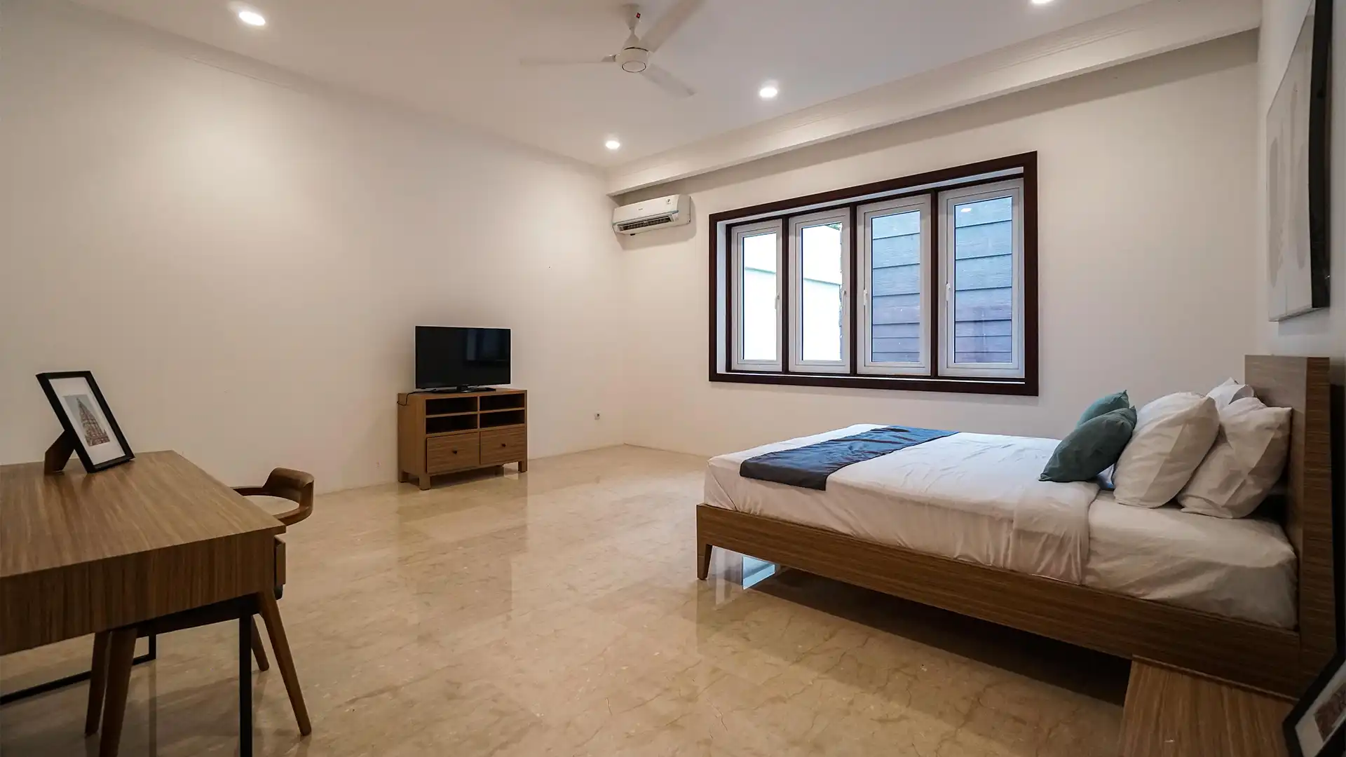 Elegant 5BR Home at Astoria Residence