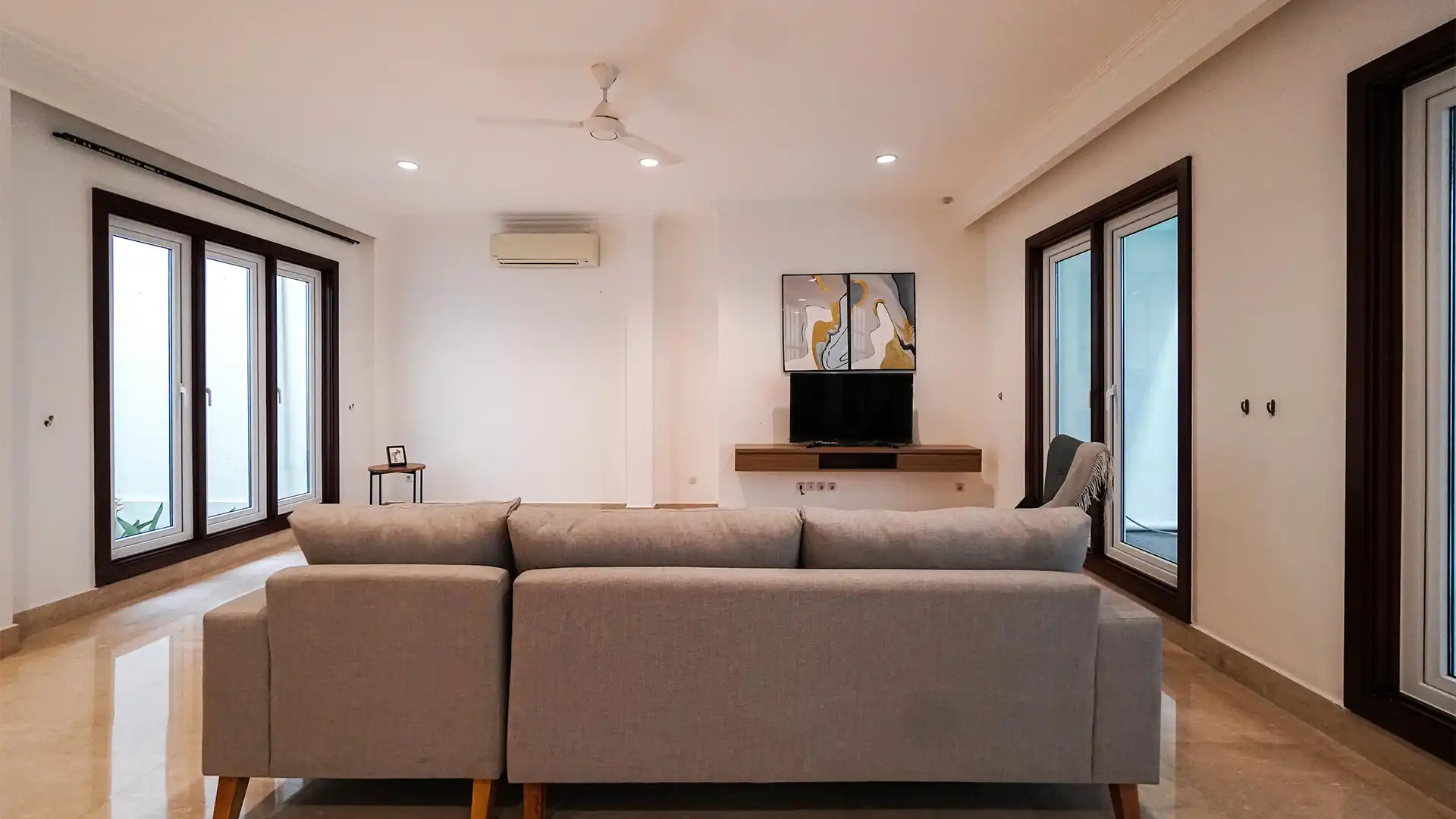 Elegant 5BR Home at Astoria Residence