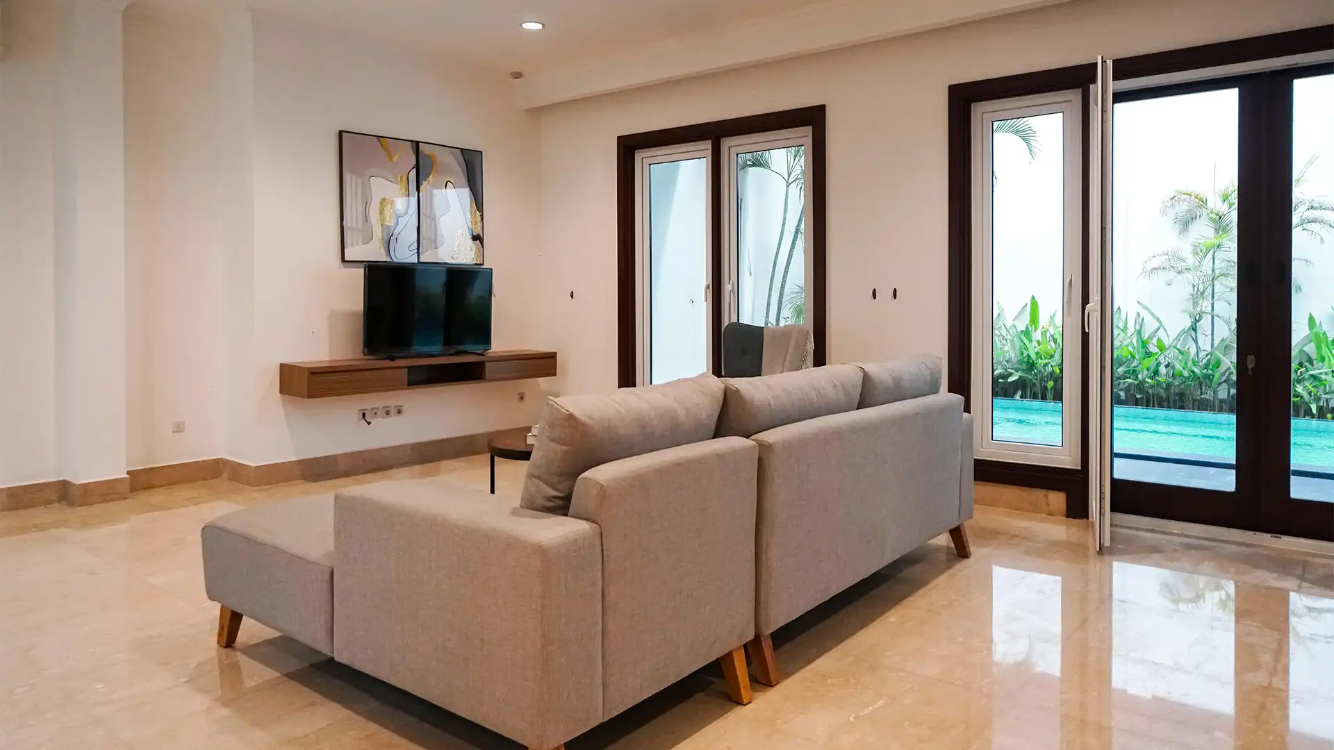 Elegant 5BR Home at Astoria Residence