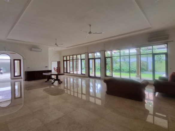 BENDA ATAS-5BR-LIVING AREA