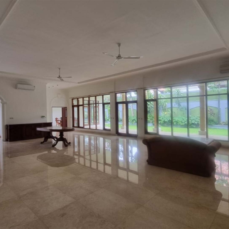 BENDA ATAS-5BR-LIVING AREA