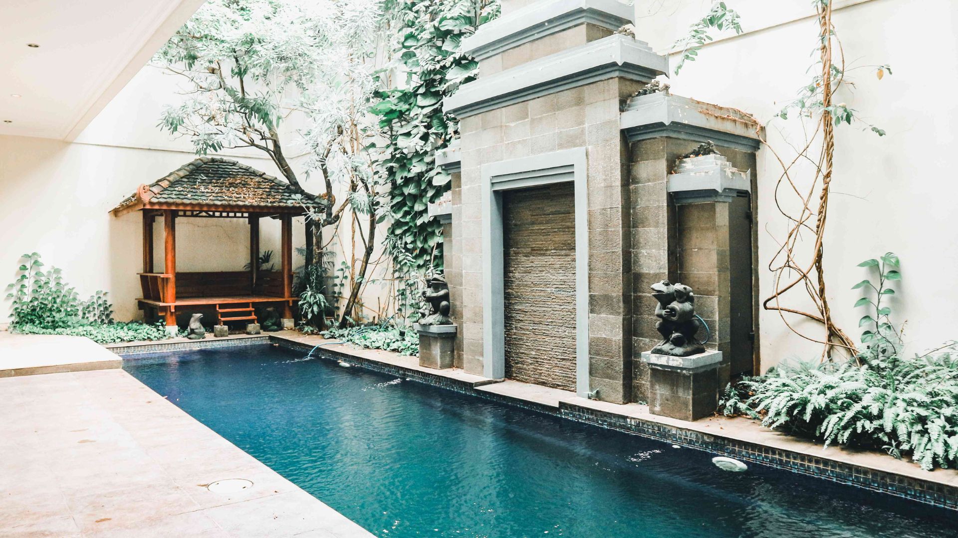 BENDA100A-5BR-SWIMMING POOL BENDA100A-5BR-SWIMMING POOL