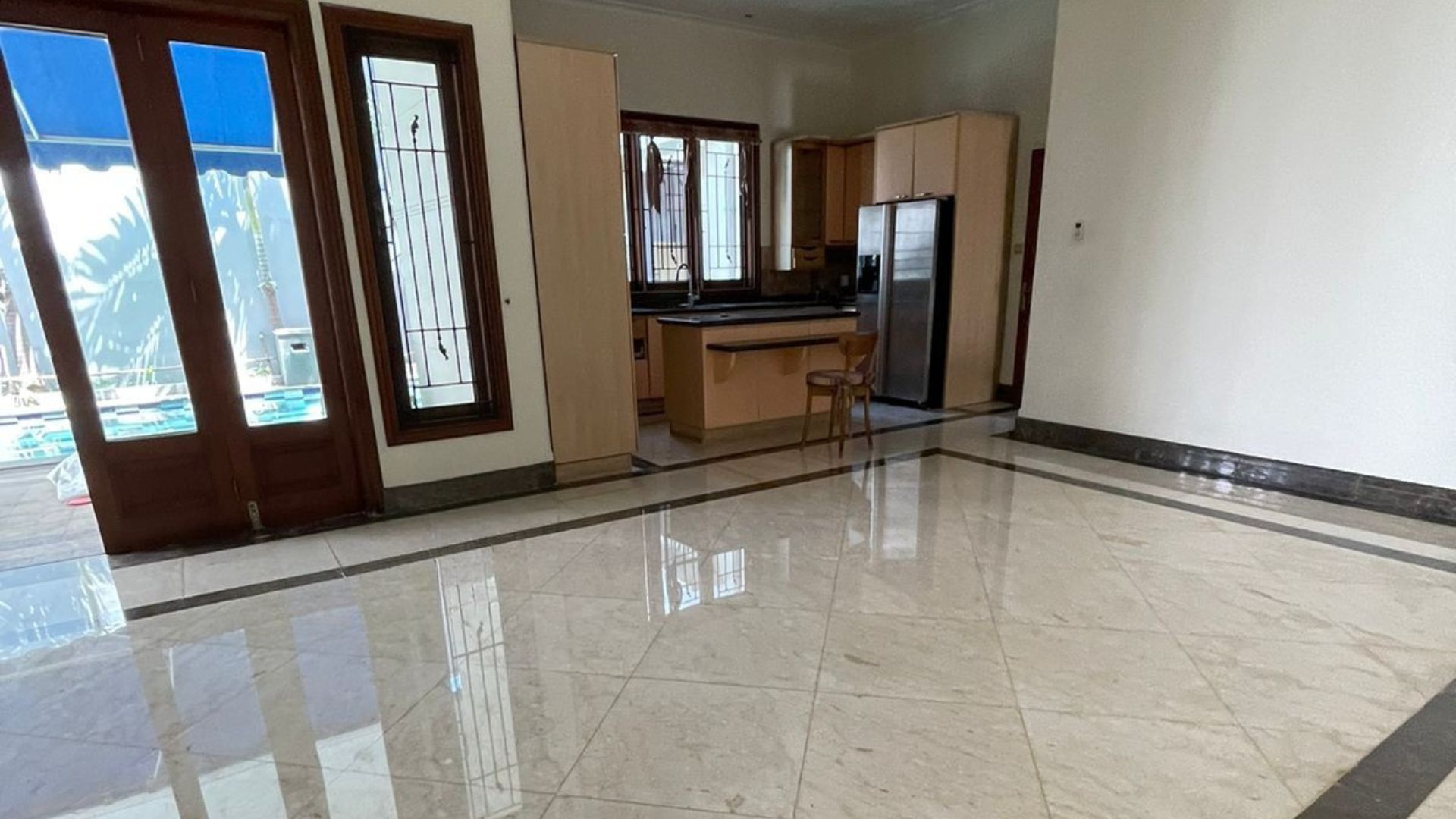 BRAWIJAYA 2 NO.12-4BR-DINING & KITCHEN AREA BRAWIJAYA 2 NO.12-4BR-DINING & KITCHEN AREA