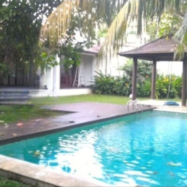BUNGA CEMPAKA 2 NO.15-4BR-SWIMMING POOL
