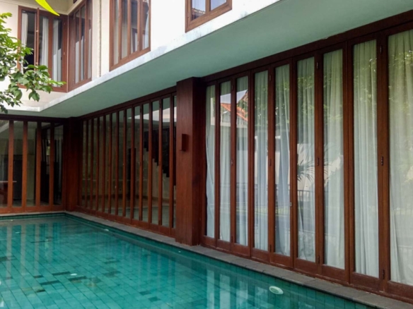 BUNGA CEMPAKA-4BR-SWIMMING POOL (2)