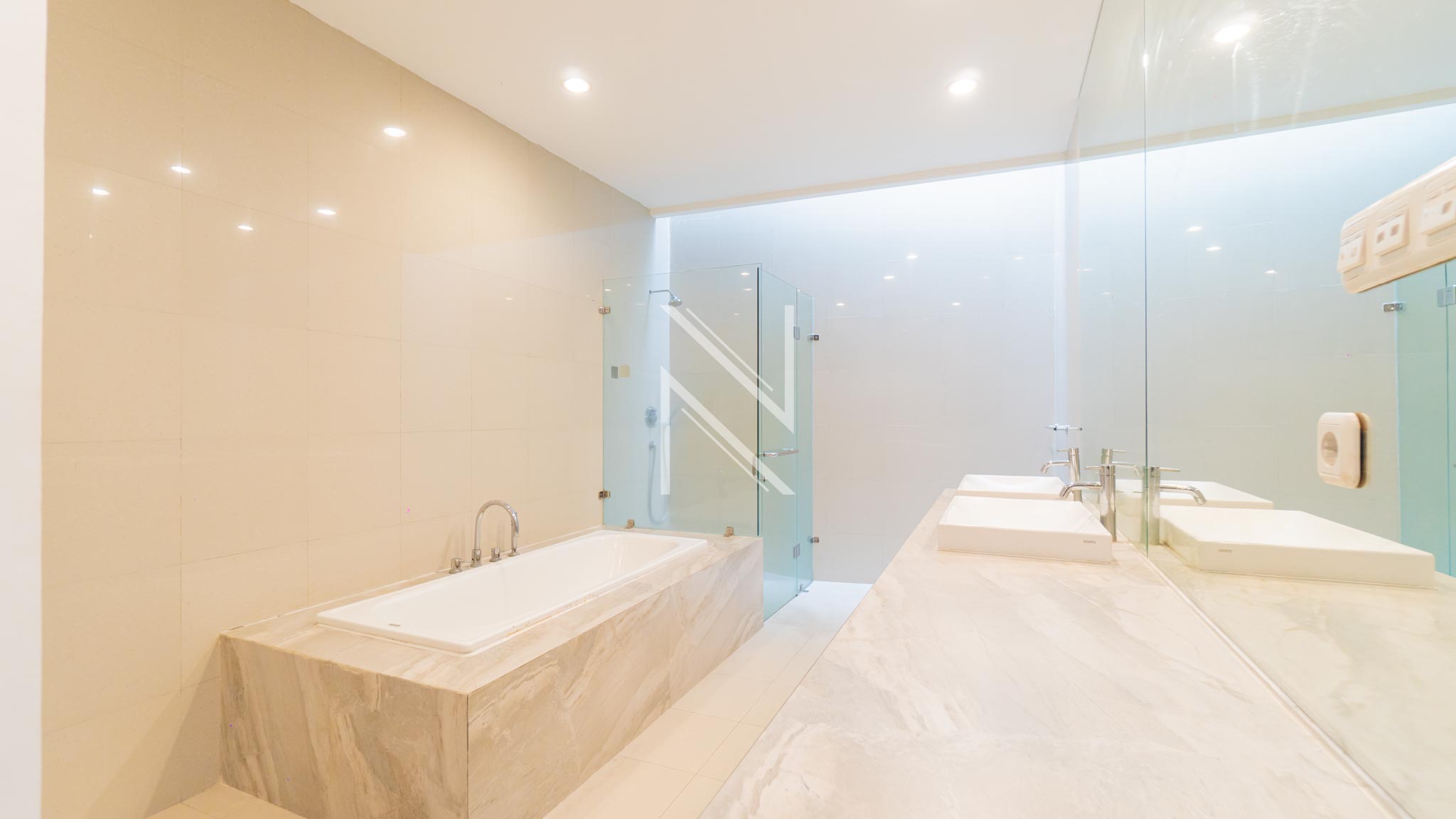 Stylish and Premium 3BR Urban Home – Kemang