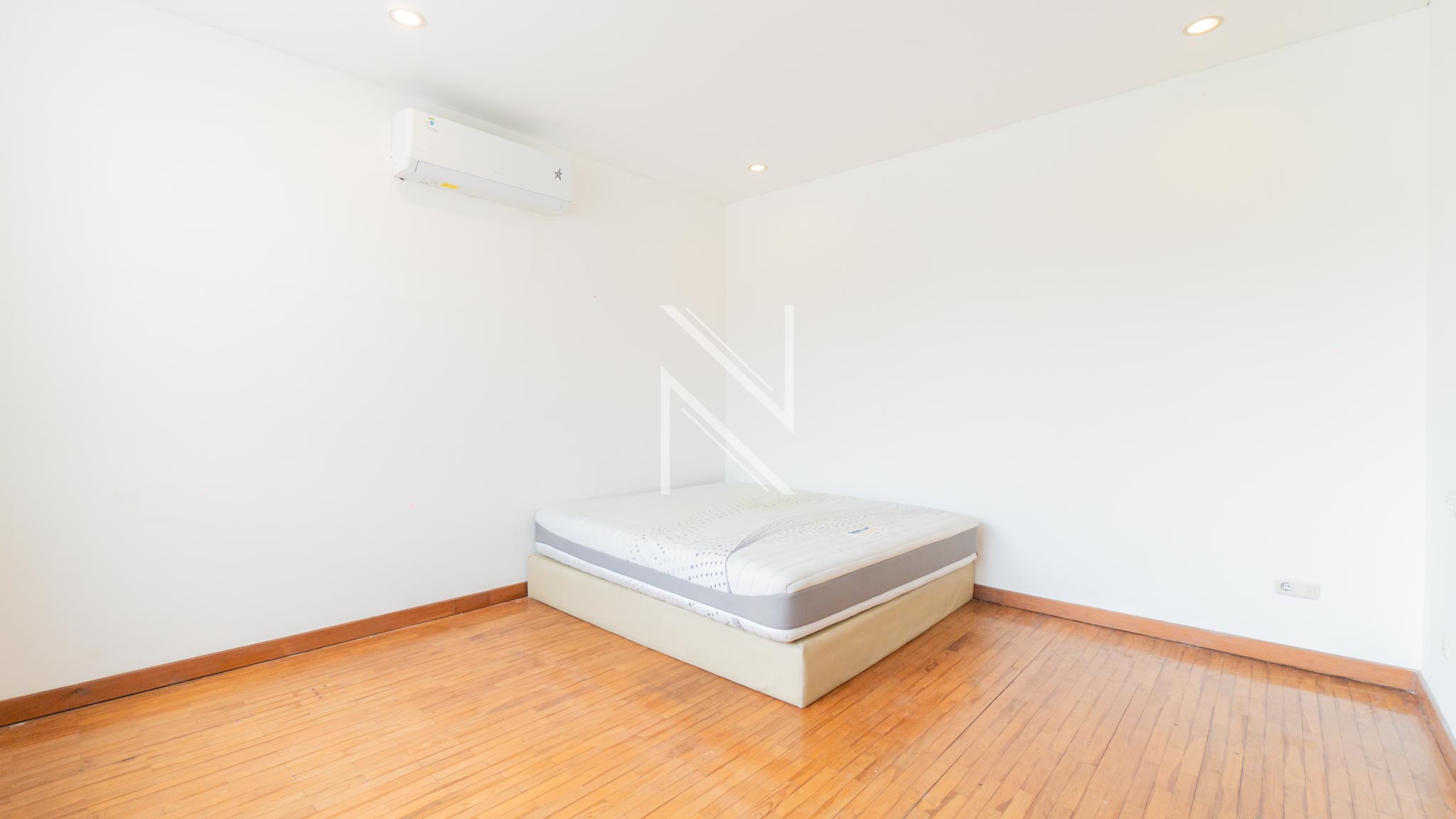 Stylish and Premium 3BR Urban Home – Kemang